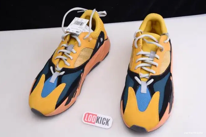 WAVE YELLOW NEW YEEZY ADIDAS GZ6984 BOOST COLORWAY SUN RUNNER 700 0701